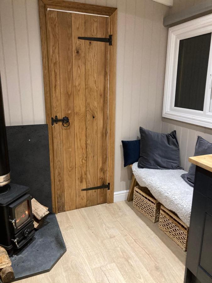 Herdwick Shepherd Hut Exeter Luaran gambar