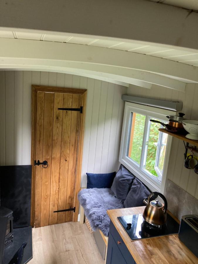 Herdwick Shepherd Hut Exeter Luaran gambar